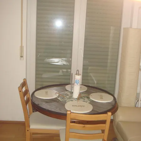 Private Apart. Near Elbe アパート